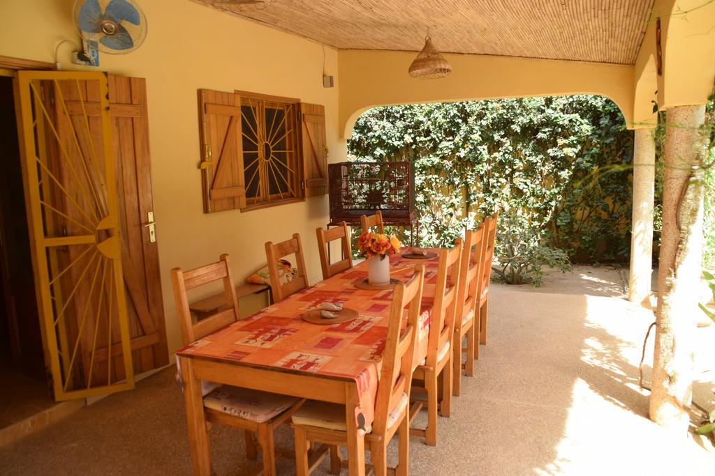 سالي بوخْتيودال Villa Au Soleil المظهر الخارجي الصورة